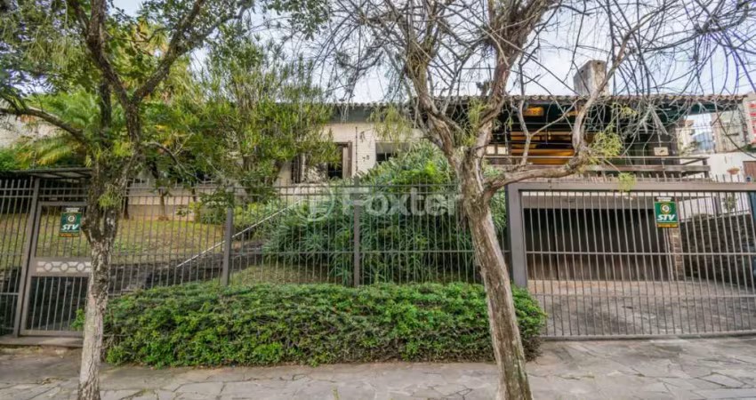Casa com 4 quartos à venda na Rua Frei Henrique Golland Trindade, 75, Boa Vista, Porto Alegre