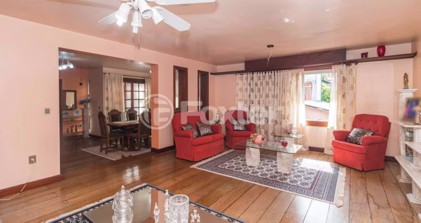 Casa com 2 quartos à venda na Rua Teixeira de Freitas, 911, Santo Antônio, Porto Alegre