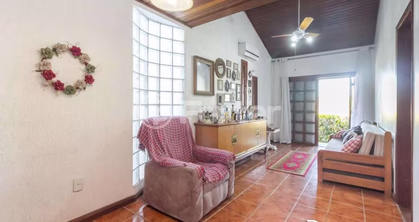 Casa comercial com 2 salas à venda na Rua Vinte e Quatro de Agosto, 390, Jardim Itu Sabará, Porto Alegre