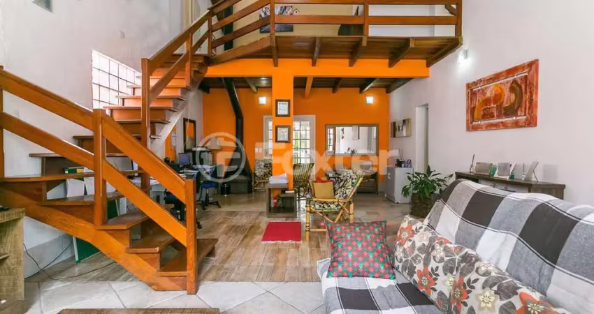 Casa com 3 quartos à venda na Rua Camaquã, 433, Camaquã, Porto Alegre