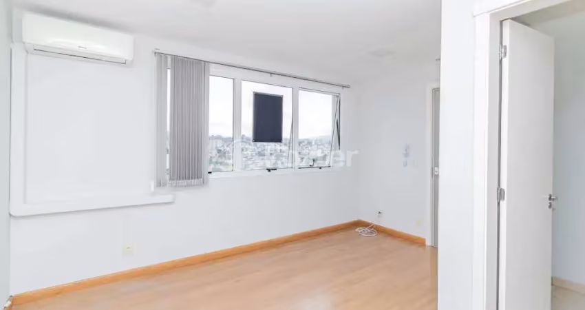 Sala comercial com 1 sala à venda na Avenida Bento Gonçalves, 1403, Santo Antônio, Porto Alegre