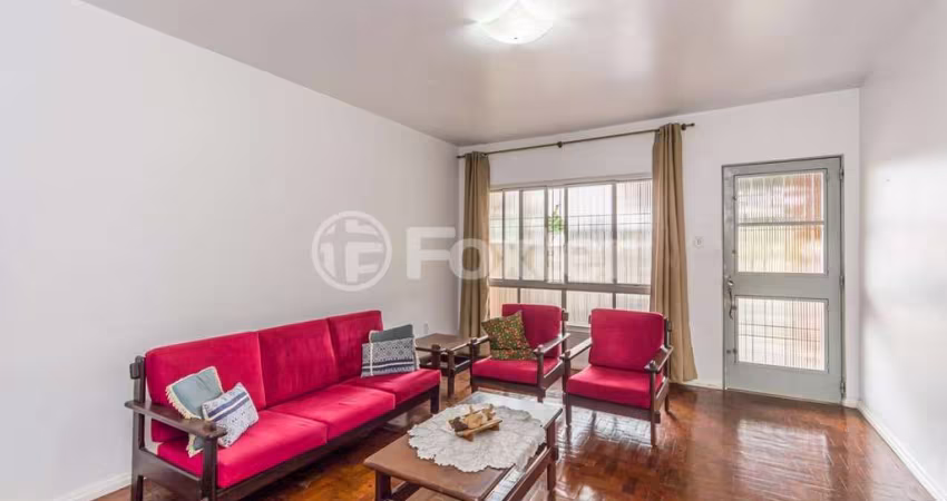 Casa com 4 quartos à venda na Rua Antônio Ângelo Carraro, 30, Jardim Itu Sabará, Porto Alegre