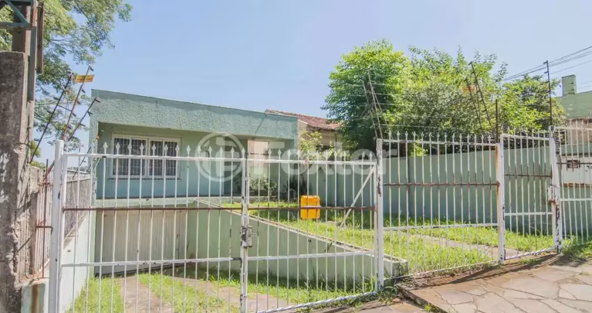 Casa com 3 quartos à venda na Rua Intendente Alfredo Azevedo, 662, Glória, Porto Alegre