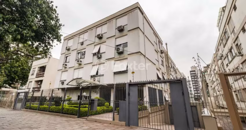 Apartamento com 3 quartos à venda na Avenida Coronel Lucas de Oliveira, 2437, Petrópolis, Porto Alegre