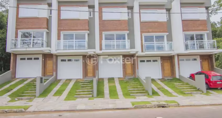 Casa com 3 quartos à venda na Avenida Altos do Santa Rita, 1296, Hípica, Porto Alegre