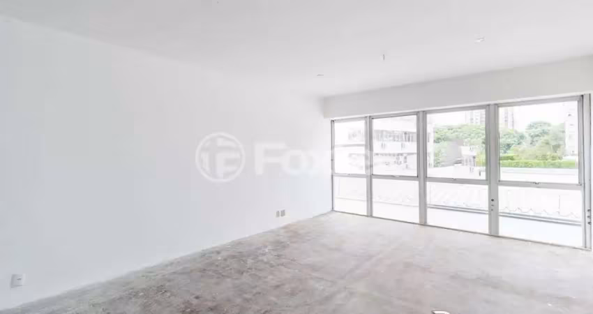 Sala comercial com 1 sala à venda na Avenida Cristóvão Colombo, 2185, Floresta, Porto Alegre
