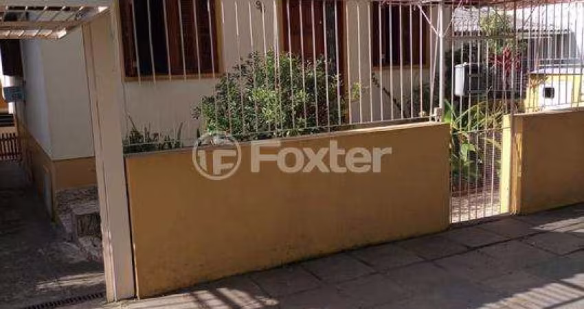 Casa com 4 quartos à venda na Avenida Frei Henrique de Coimbra, 96, Vila Ipiranga, Porto Alegre
