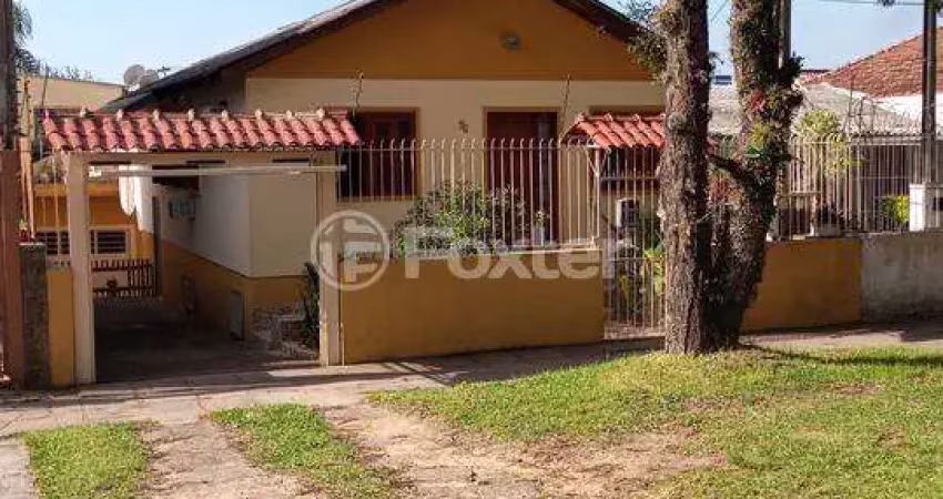 Casa com 4 quartos à venda na Avenida Frei Henrique de Coimbra, 96, Vila Ipiranga, Porto Alegre
