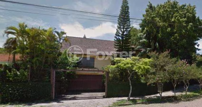 Casa com 3 quartos à venda na Rua Chavantes, 740, Vila Assunção, Porto Alegre