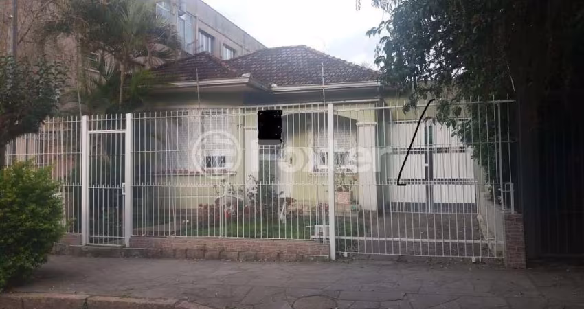Casa com 3 quartos à venda na Rua Coronel Villagran Cabrita, 77, Partenon, Porto Alegre
