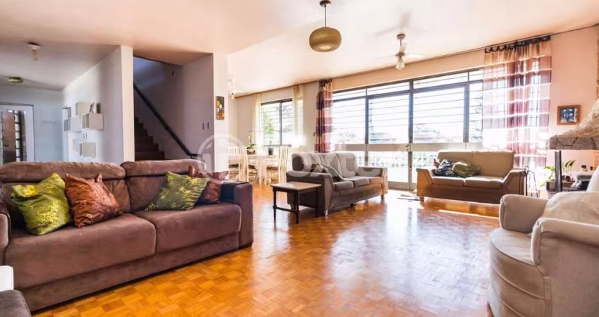 Casa comercial com 2 salas à venda na Rua Corrêa Lima, 1455, Santa Tereza, Porto Alegre