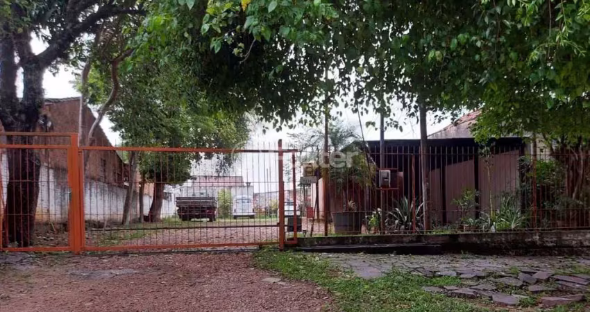 Terreno à venda na Avenida Saturnino de Brito, 1236, Vila Jardim, Porto Alegre