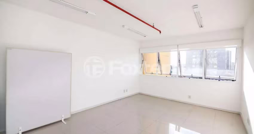 Sala comercial com 1 sala à venda na Avenida Bento Gonçalves, 1403, Partenon, Porto Alegre