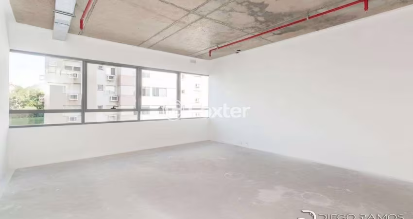 Sala comercial com 1 sala à venda na Avenida Doutor Nilo Peçanha, 3245, Chácara das Pedras, Porto Alegre