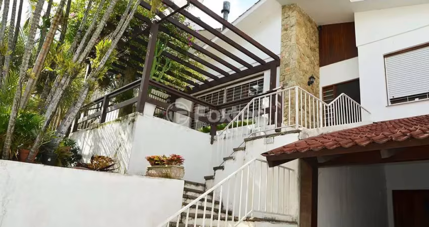 Casa com 4 quartos à venda na Rua Doutor Jorge Fayet, 501, Chácara das Pedras, Porto Alegre