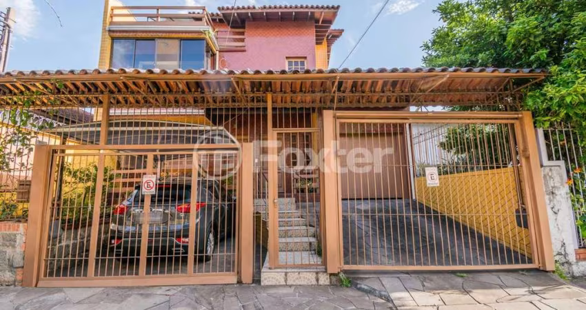 Casa com 9 quartos à venda na Rua Roque Gonzales, 237, Jardim Botânico, Porto Alegre