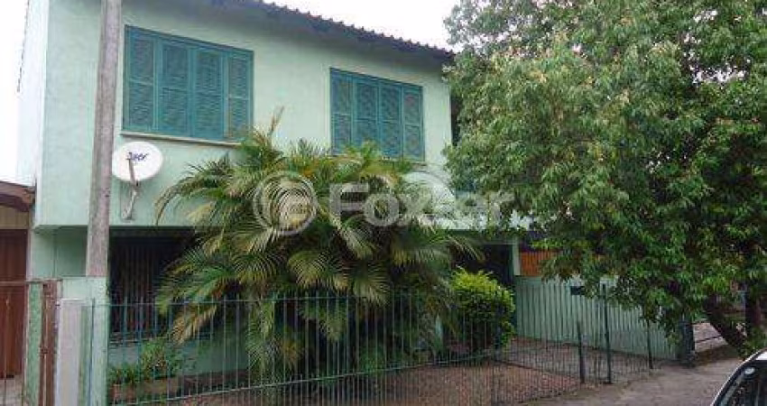 Casa com 3 quartos à venda na Rua Fontoura Xavier, 90, Jardim São Pedro, Porto Alegre