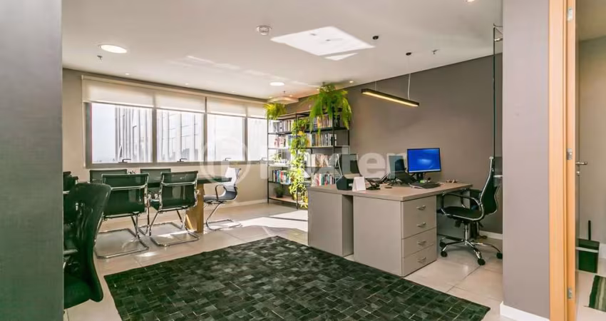 Sala comercial com 1 sala à venda na Avenida Inácio Vasconcelos, 59, Boa Vista, Porto Alegre