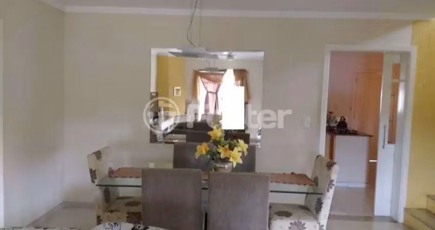 Casa com 3 quartos à venda na Rua Manoel Victorio Nunes, 253, Parque da Matriz, Cachoeirinha