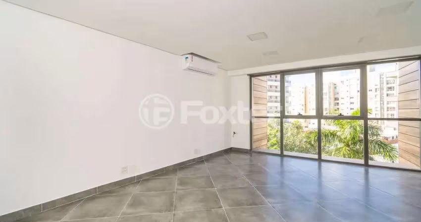 Sala comercial com 1 sala à venda na Avenida Wenceslau Escobar, 2714, Cristal, Porto Alegre