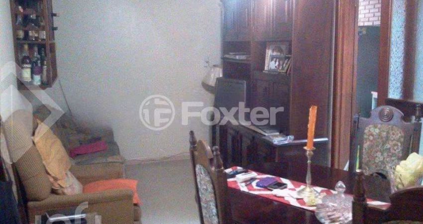 Casa com 3 quartos à venda na Rua Professor Abílio Azambuja, 135, Jardim do Salso, Porto Alegre