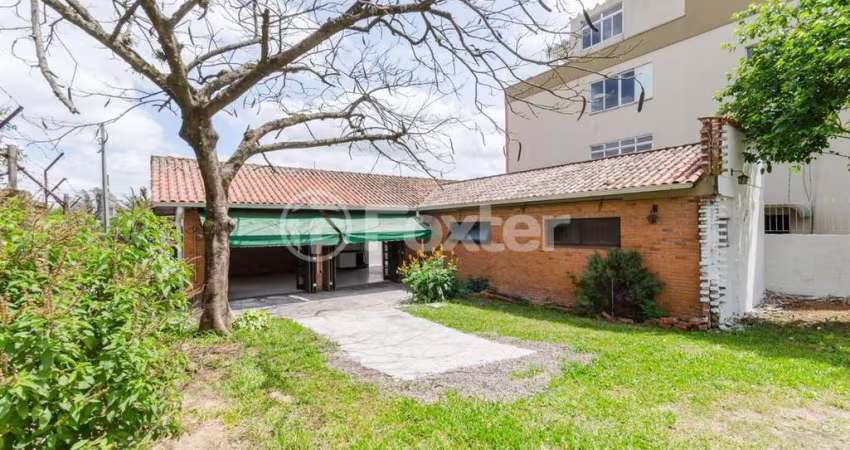 Casa comercial com 1 sala à venda na Rua Professora Cecy Cordeiro Thofehrn, 454, Sarandi, Porto Alegre