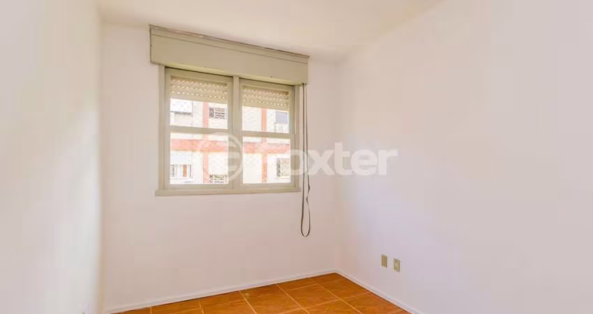 Apartamento com 2 quartos à venda na Travessa Escobar, 454, Camaquã, Porto Alegre