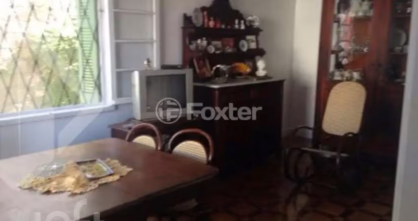 Casa com 3 quartos à venda na Rua Camerino, 124, Petrópolis, Porto Alegre