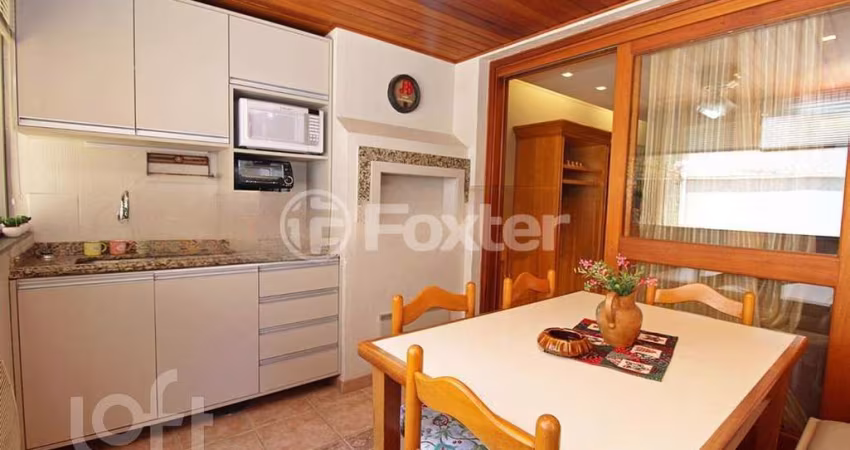 Apartamento com 3 quartos à venda na Avenida Guaporé, 241, Petrópolis, Porto Alegre