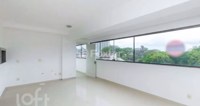 Apartamento com 3 quartos à venda na Rua Cipó, 1075, Passo da Areia, Porto Alegre