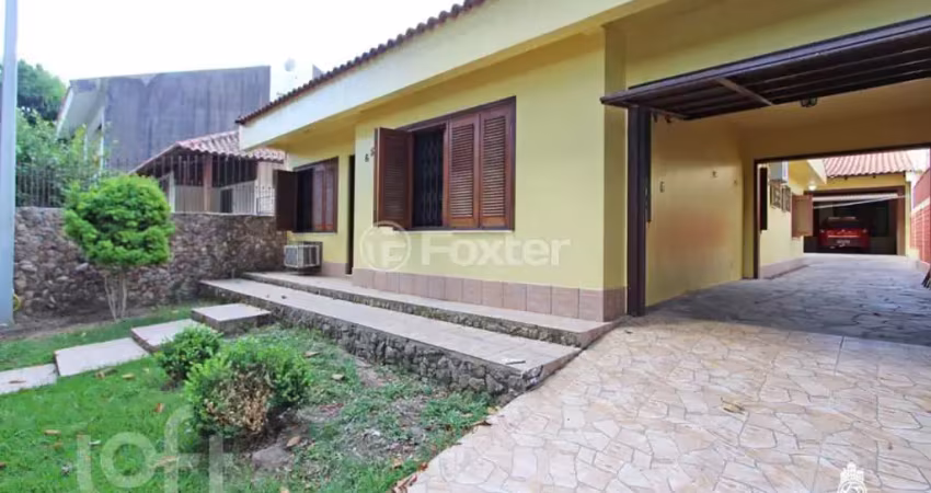 Casa com 3 quartos à venda na Avenida Carneiro da Fontoura, 651, Jardim São Pedro, Porto Alegre