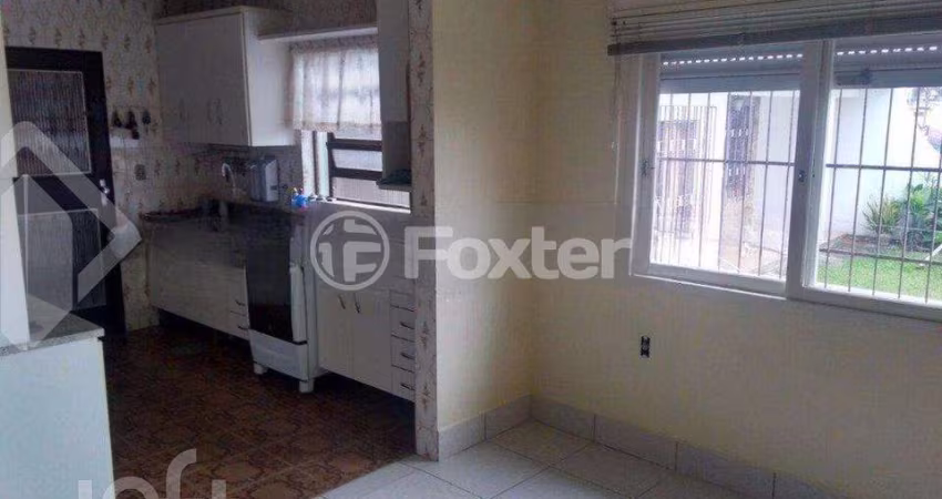 Casa com 3 quartos à venda na Rua Ararás, 345, Sarandi, Porto Alegre