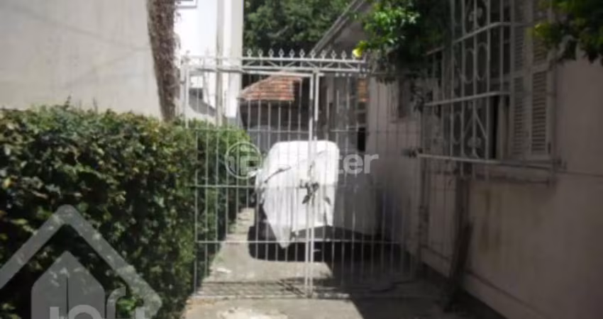 Casa com 2 quartos à venda na Rua Luiz de Camões, 645, Santo Antônio, Porto Alegre