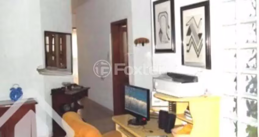 Casa com 5 quartos à venda na Rua Machado de Assis, 321, Partenon, Porto Alegre