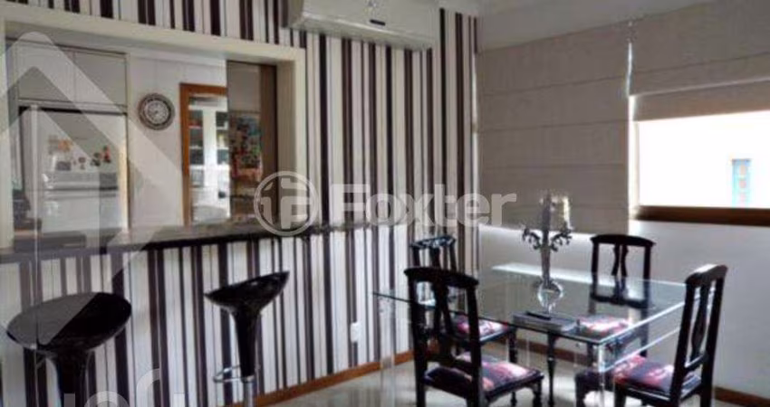 Apartamento com 2 quartos à venda na Rua Guilherme Klippel, 234, Passo da Areia, Porto Alegre