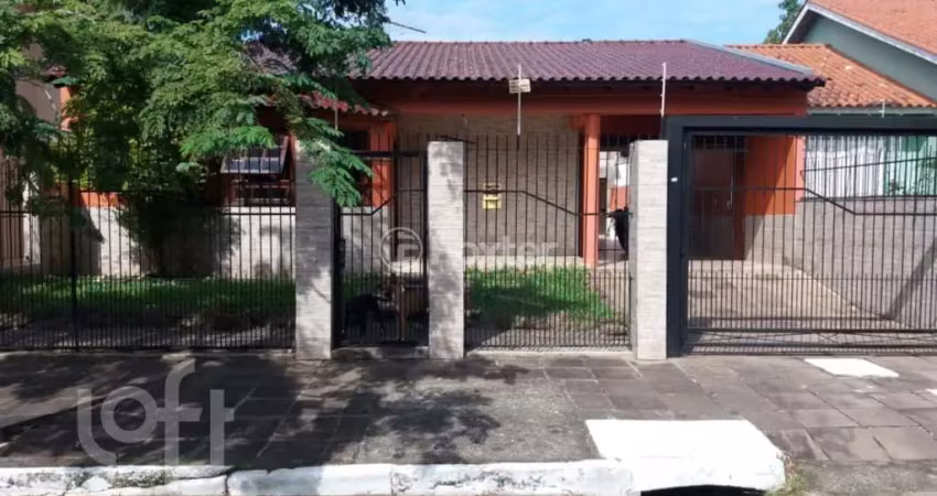 Casa com 3 quartos à venda na Rua Dinarte de Albuquerque, 35, Parque Santa Fé, Porto Alegre