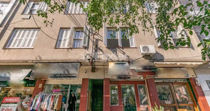 Apartamento com 2 quartos à venda na Rua Açores, 45, Passo da Areia, Porto Alegre