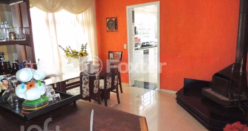 Casa com 3 quartos à venda na Rua Líbia, 141, Vila Ipiranga, Porto Alegre