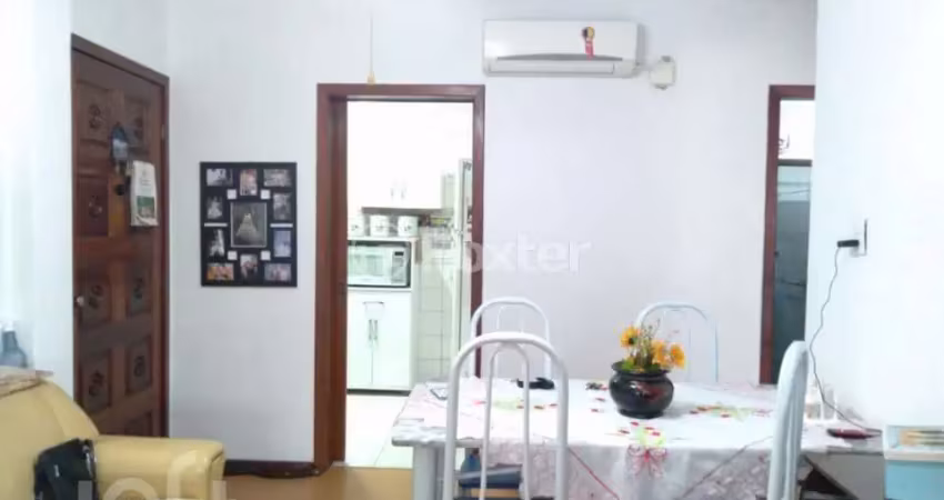 Apartamento com 2 quartos à venda na Rua Lasar Segall, 230, São Sebastião, Porto Alegre