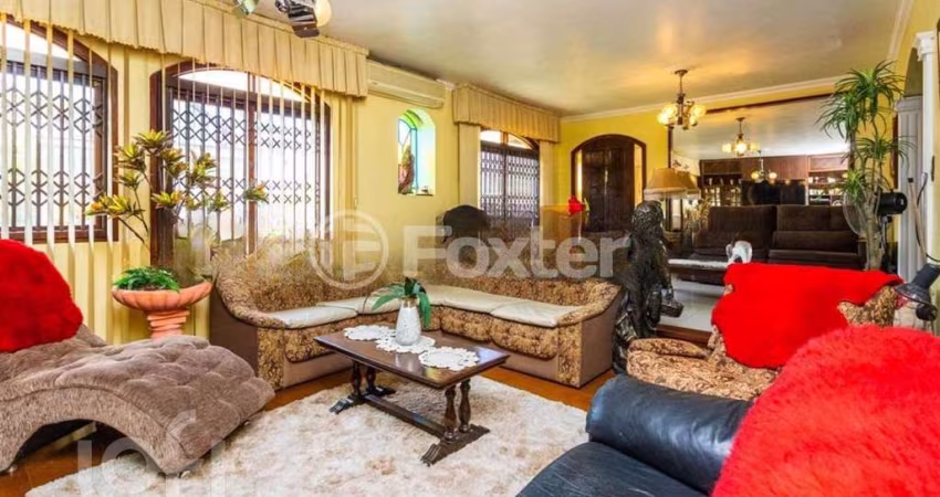 Casa com 7 quartos à venda na Rua Paissandu, 467, Partenon, Porto Alegre