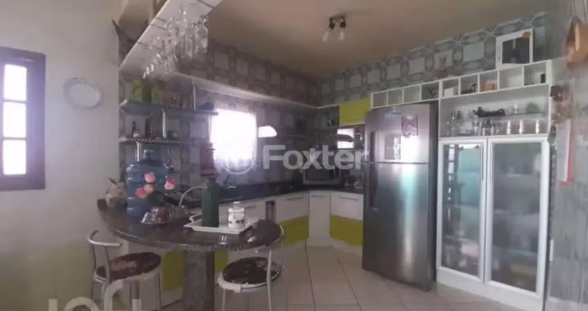 Casa com 6 quartos à venda na Avenida dos Prazeres, 232, Vila Jardim, Porto Alegre