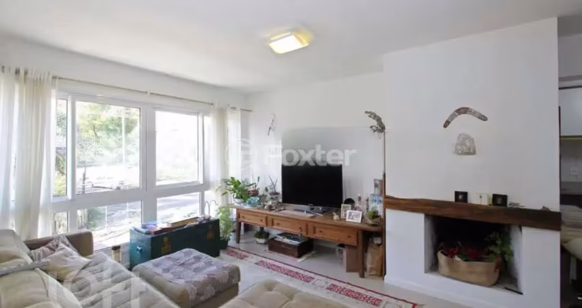 Apartamento com 3 quartos à venda na Rua Geraldo Souza Moreira, 173, Passo da Areia, Porto Alegre
