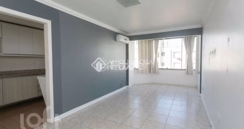 Apartamento com 2 quartos à venda na Rua Coronel Fernando Machado, 387, Centro Histórico, Porto Alegre