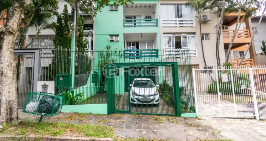 Casa com 3 quartos à venda na Rua Ivan Iglesias, 59, Jardim Itu Sabará, Porto Alegre