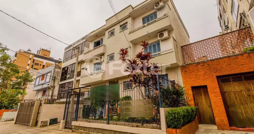 Prédio com 5 salas à venda na Rua Marcelo Gama, 368, São João, Porto Alegre