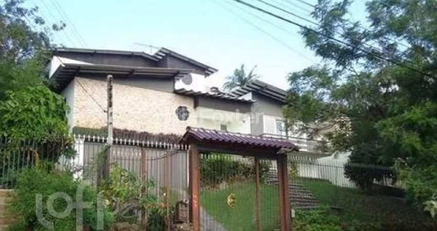 Casa com 5 quartos à venda na Rua Gramado, 443, Ouro Branco, Novo Hamburgo