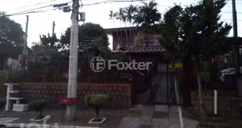Casa com 5 quartos à venda na Rua Argentina, 258, São José, Canoas