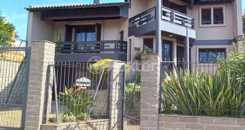 Casa com 3 quartos à venda na Rua André Michelon, 107, Cruzeiro, Caxias do Sul