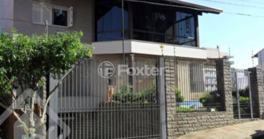 Casa com 4 quartos à venda na Rua João Manoel Guedes Falcão, 845, Madureira, Caxias do Sul