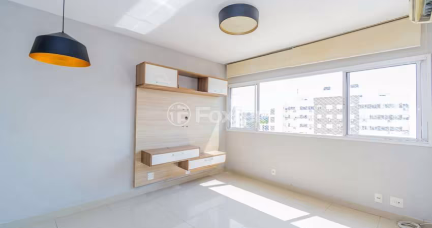 Apartamento com 3 quartos à venda na Rua Antônio Joaquim Mesquita, 570, Passo da Areia, Porto Alegre
